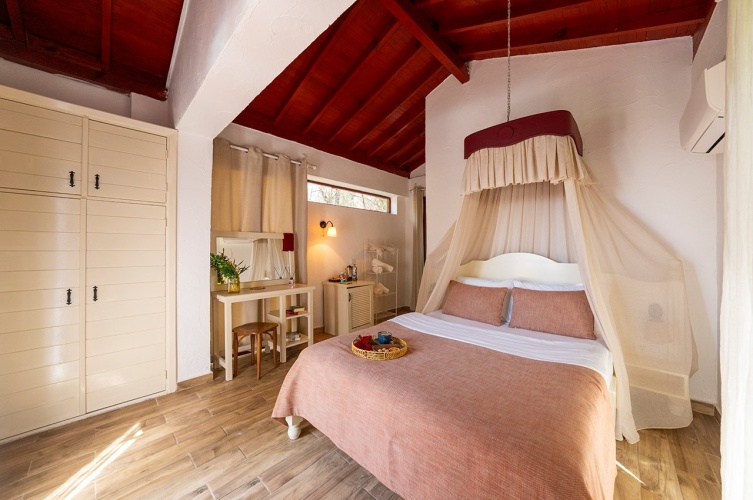 Honeymoon Double Stone House