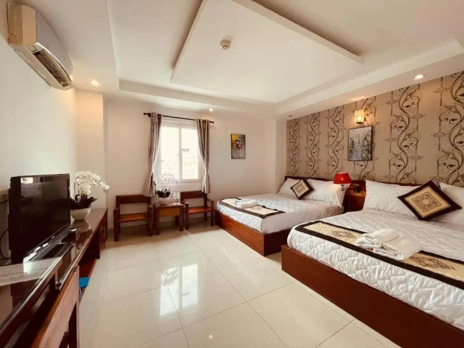 Deluxe Twin room with city view