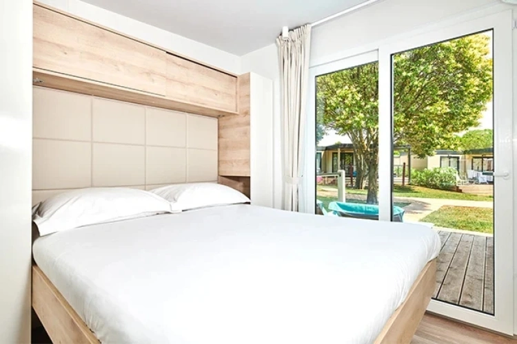 Premium Quadruple Mobile Home