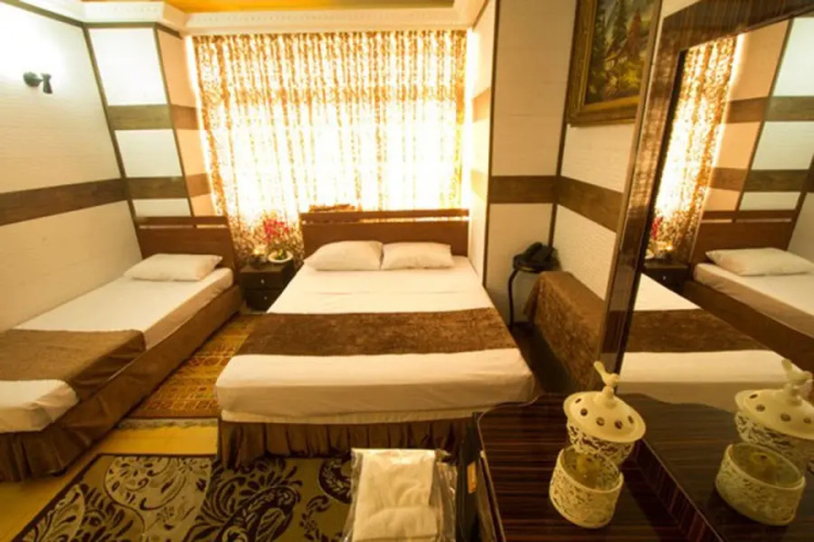 Hotel Markazi