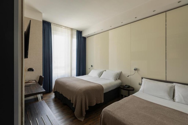 Quadruple room