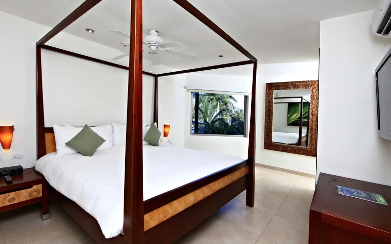 1 Bedroom Royal Elite Double Suite
