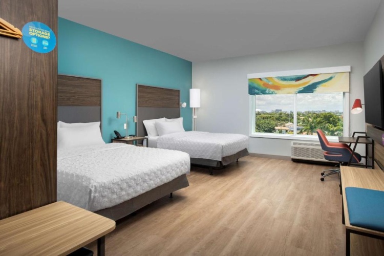 Quadruple Guest room