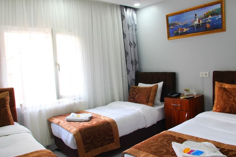 Triple room