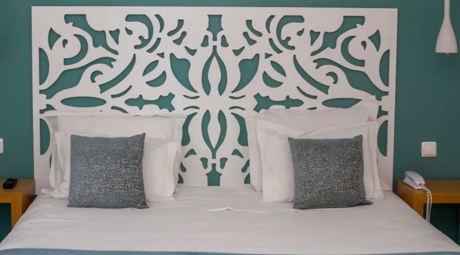 Compact Double room with land view