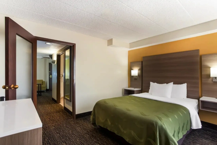 Wheelchair Accessible Double Suite