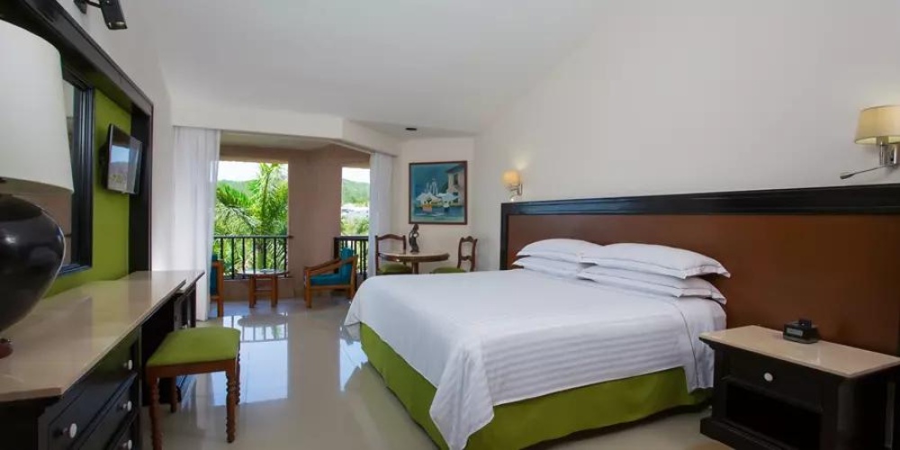 Premium Level Double Suite oceanfront