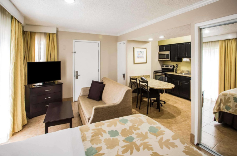 Double Suite