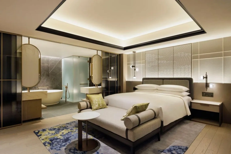 1 Bedroom Imperial Presidential Double Suite with balcony and with harbour view