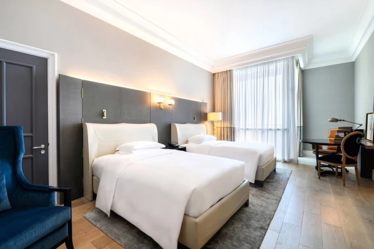 Deluxe Twin room with balcony and with sea view