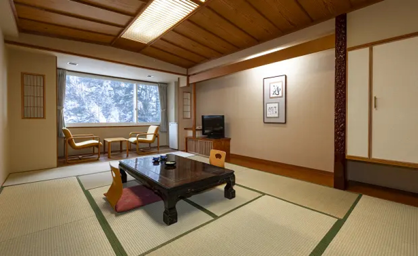 Twin Japanese Room