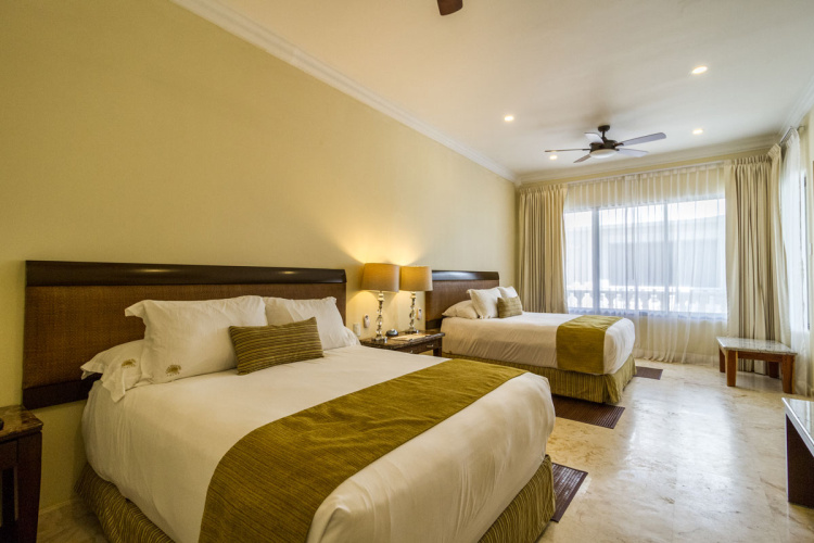 Junior Suite with garden view
