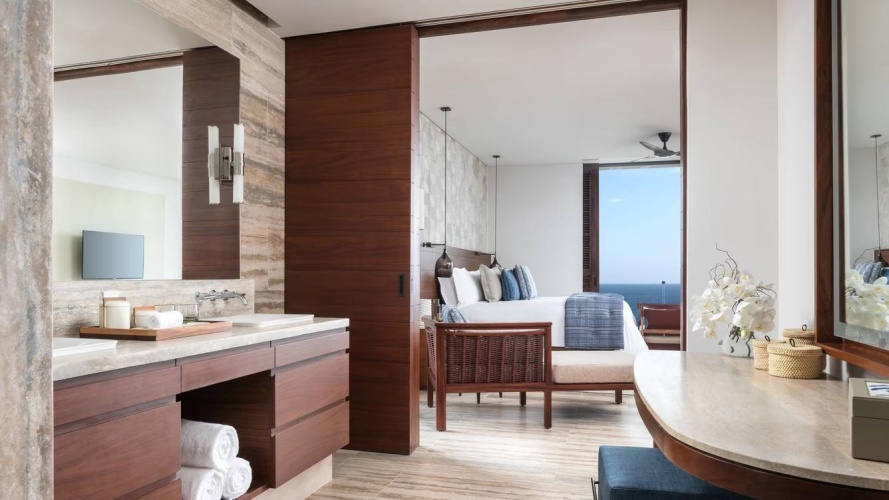 1 Bedroom Plunge pool Terrace Double Cortes Suite with ocean view