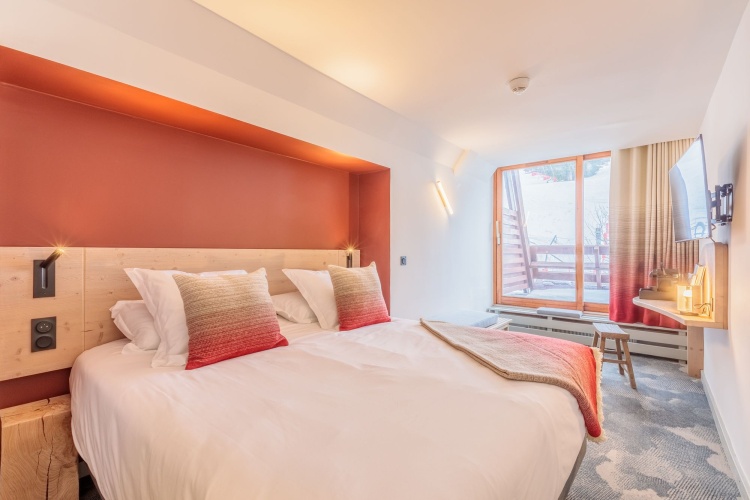 Superior Double room with balcony and with mountain view
