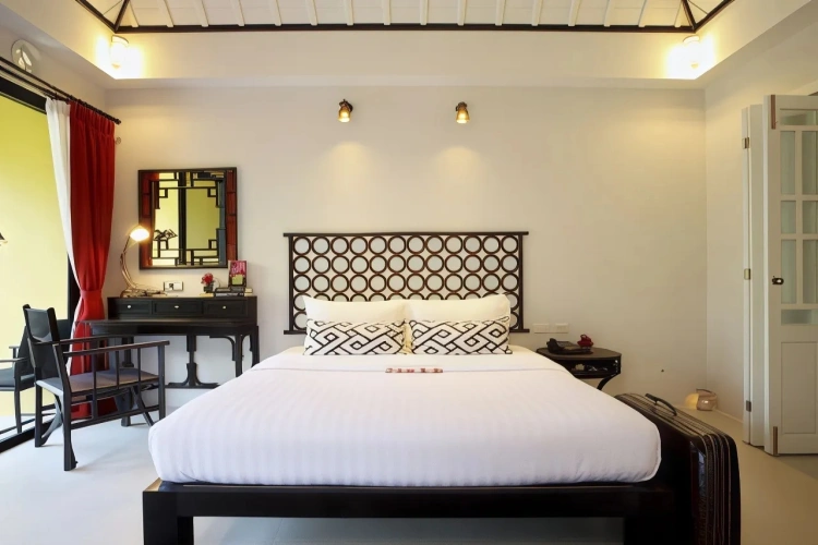 Deluxe Hibiscus Grand Double room