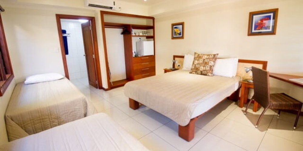 Quadruple room with ocean view
