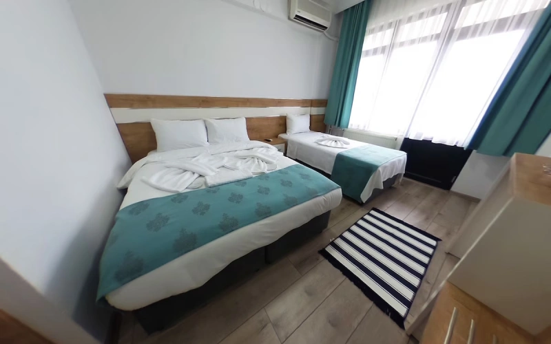 Triple room
