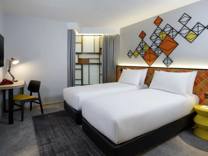 Premium Atrium View Twin room