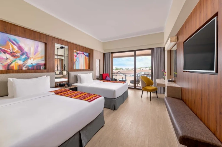 Premier West Twin room