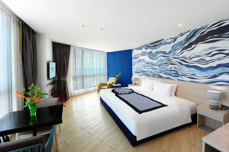 Grand Deluxe Twin room with sea view