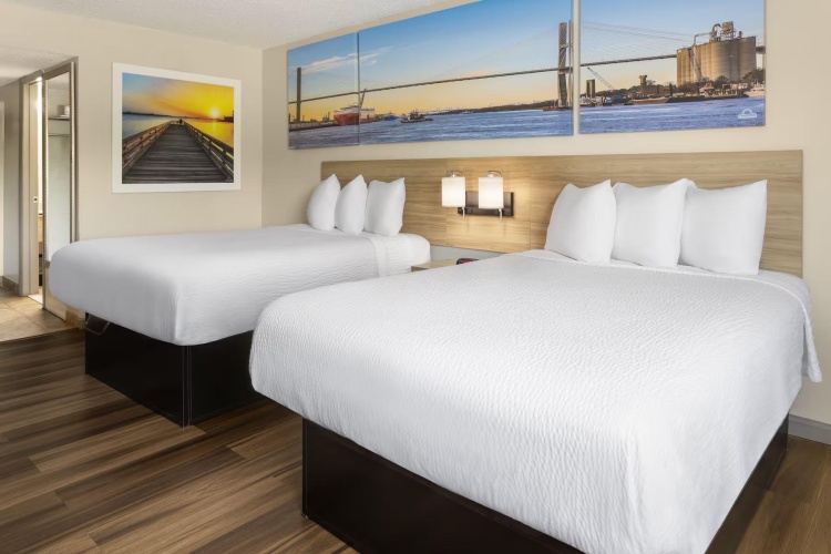 Quadruple room