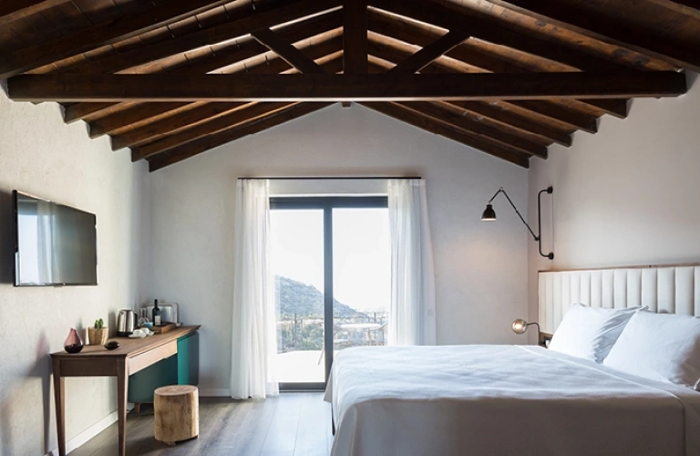 Beaujolais Double Suite