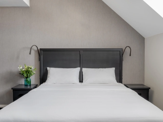 Medium Double room