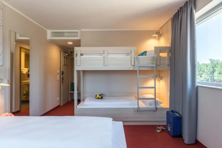 Family Quadruple room