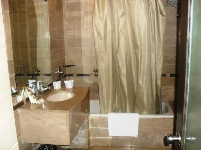 Crown Plaza Lahore
