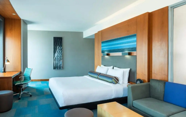 Aloft Abu Dhabi photo 11
