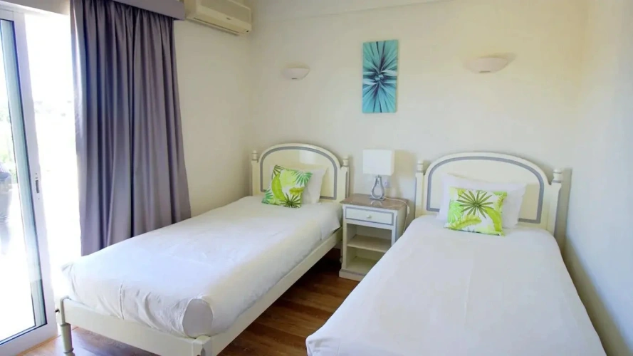 1 Bedroom Twin Apartment