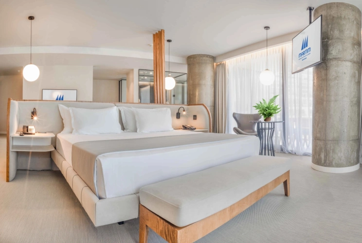 Exclusive Double Suite
