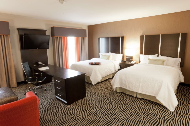 Mobility/Hearing Accessible Twin room