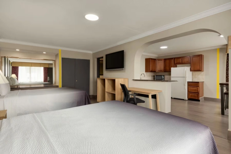 1 Bedroom Business Twin Suite