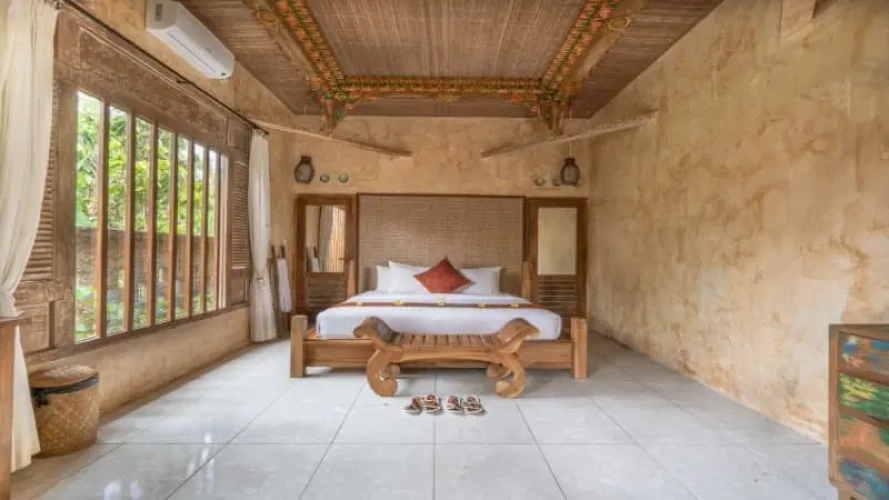 1 Bedroom Double Bungalow