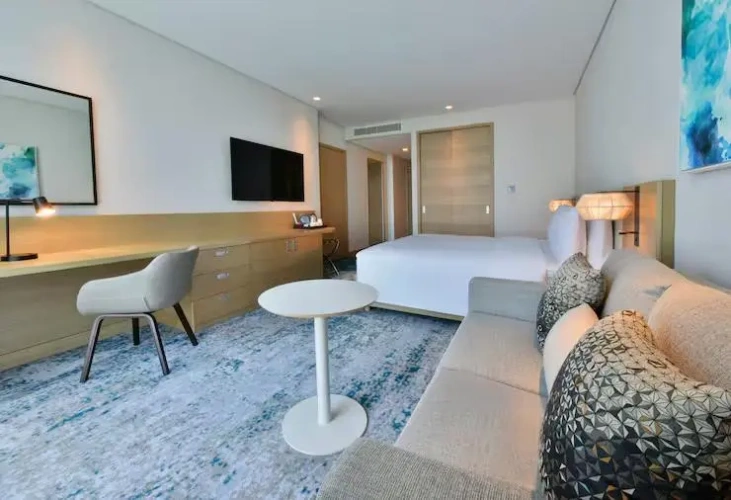 Connecting Family room