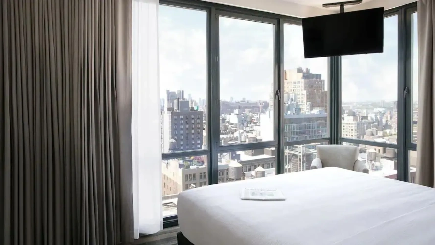1 Bedroom Specialty Double Suite