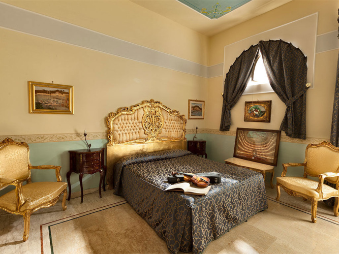 Superior Triple room