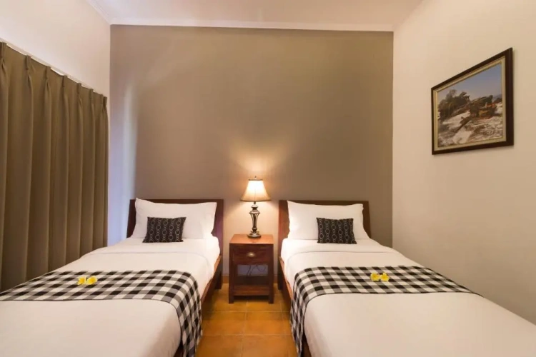 Deluxe Twin Suite