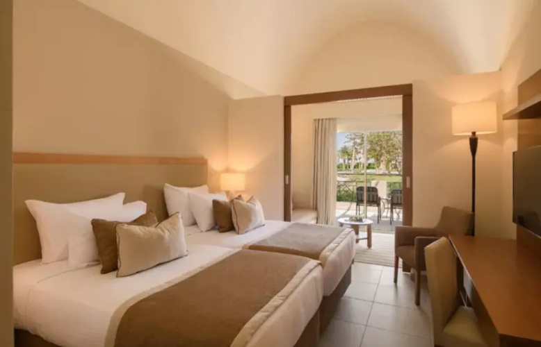 Deluxe Double Family room with garden view
