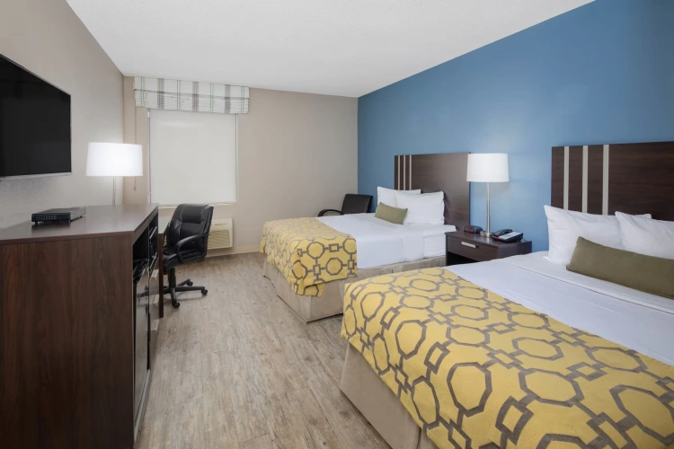 Quadruple room