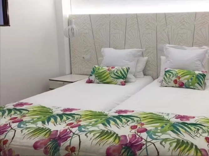 Deluxe Apartment with sea view