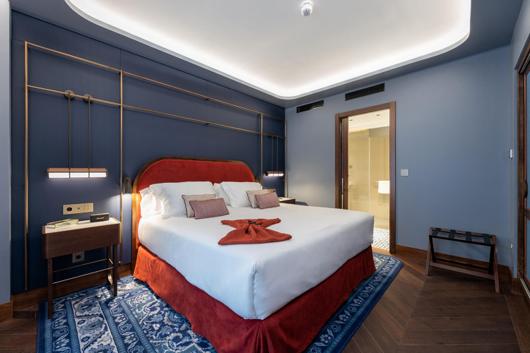 Double Suite