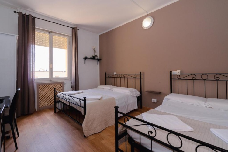 Triple room