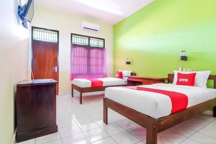 Standard Twin room