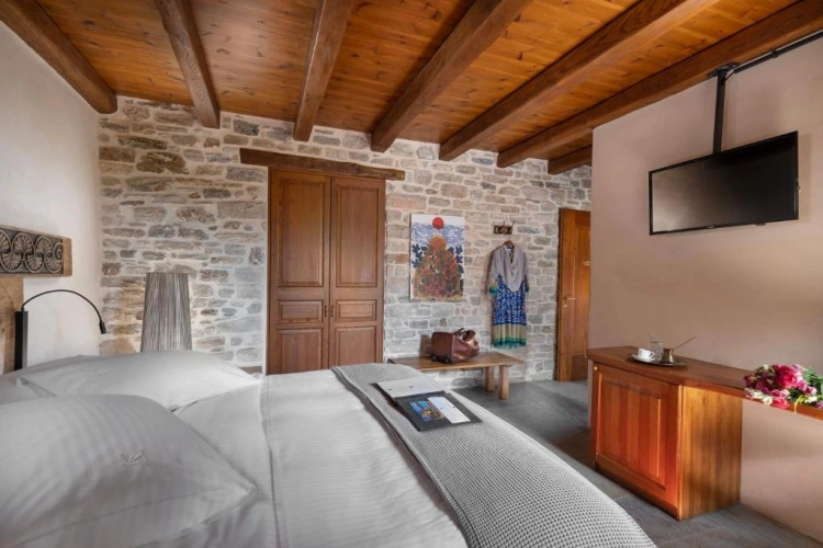 Adrastia Standard Double room