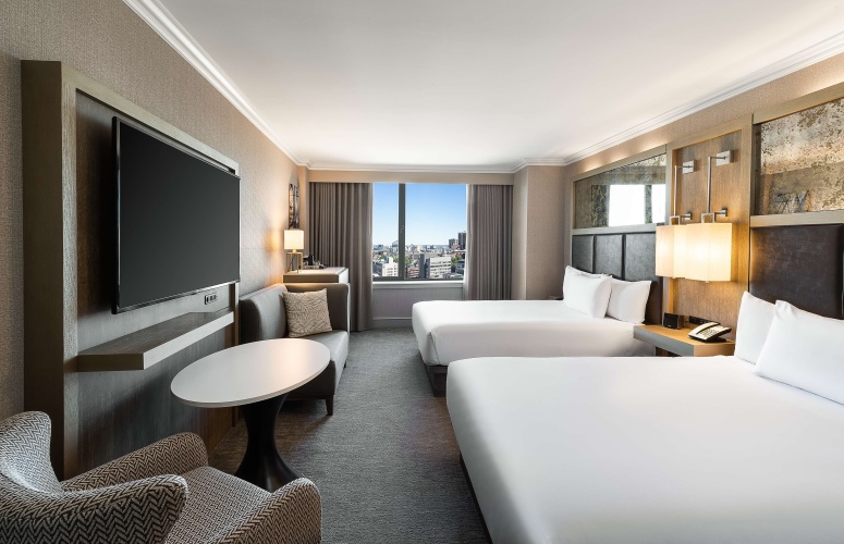 Corner Quadruple room