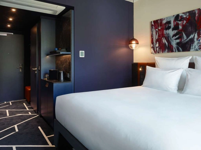 Tribe Essential Double room with park side