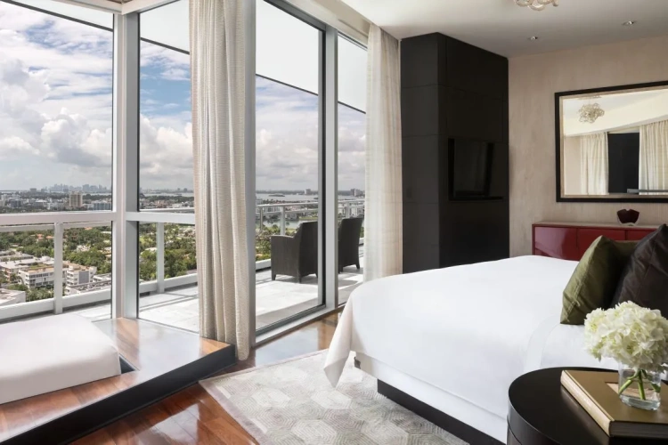 1 Bedroom The Ritz-Carlton Top Floor Double Suite with balcony and with ocean view