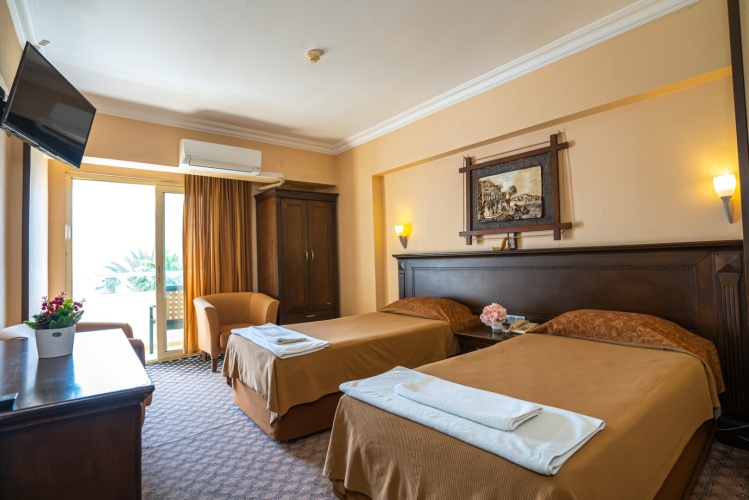 Economy Twin room